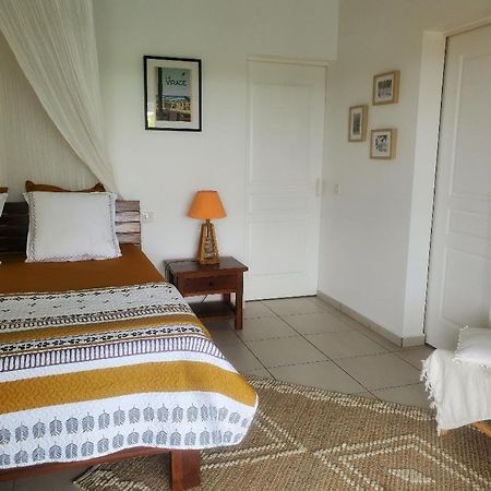 Chambre D'Hote Avec Vue Mer Grand-Bourg  Ngoại thất bức ảnh